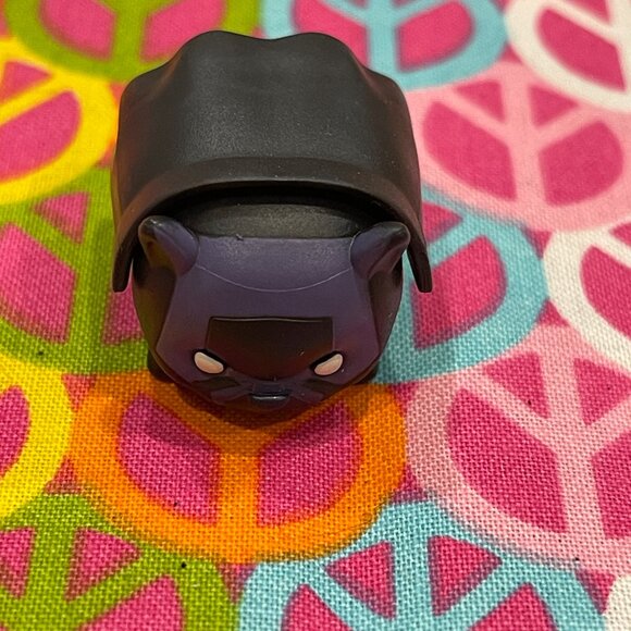 Black Panther Disney Tsum Tsum Vinyl Figure - Medium - Picture 1 of 5